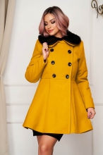 Palton din lana SunShine mustariu elegant scurt in clos cu guler din blana artificiala
